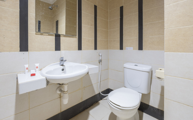 OYO 1114 Hotel Denpasar Makassar