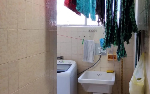 Apartamento amplo a 700 metros da praia