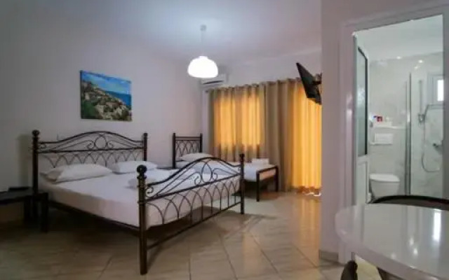 Vironas Rooms