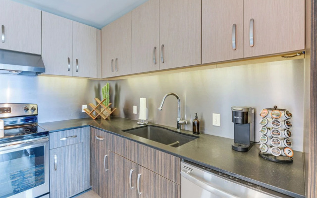 Modern Springfield Apartment ~ 7 Mi to Downtown!