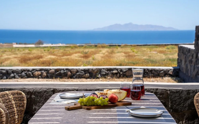 Platies Luxury Apartments Santorini