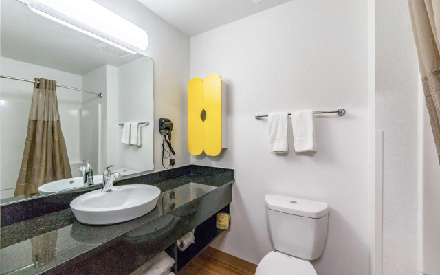 Studio 6 San Marcos, TX