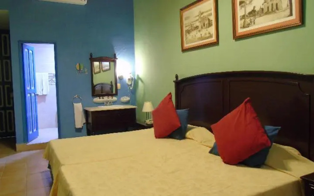 Hostal Mascotte
