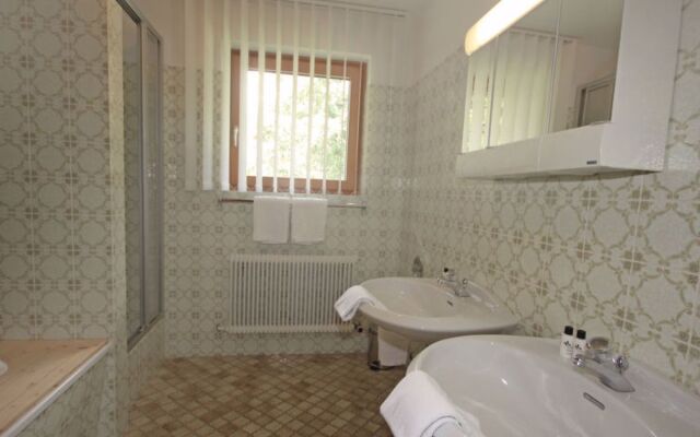 Holiday Home Chalet Alpin