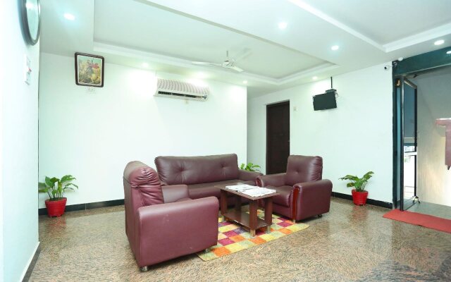 Nedumparambil Residency By OYO Rooms