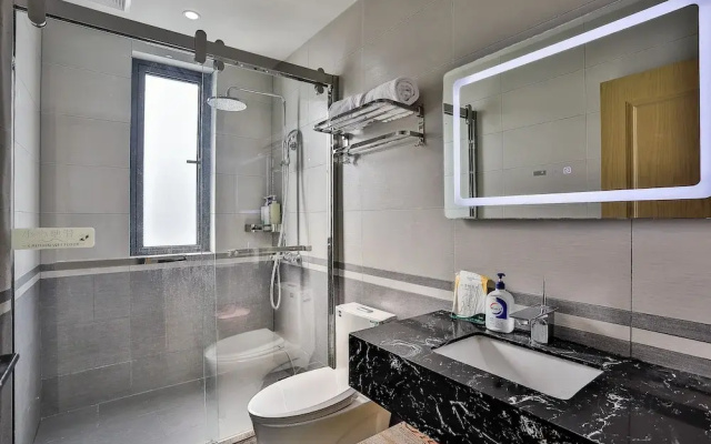 Yinshu Lunas Vila Courtyard Garden Resort  (Shanghai International Tourism Resort Branch)