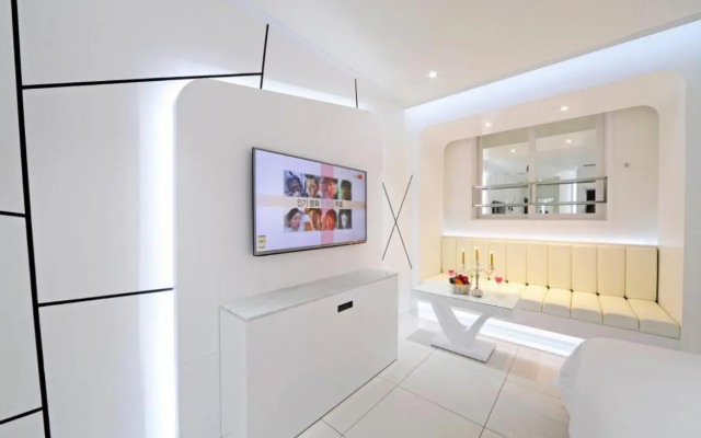 Zara Hotel Peace Square