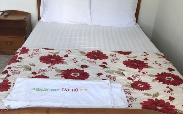 Tay Ho Hotel – Guest Rooms – Nha Trang