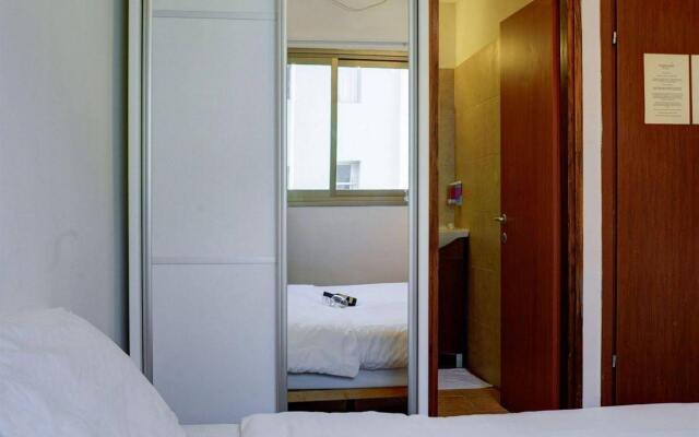 Shore Suites