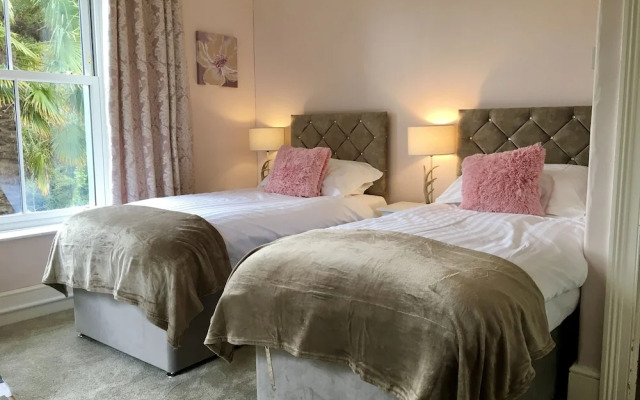 Secluded Edwardian Villa Beautiful Country Setting