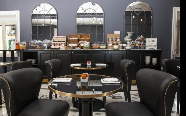 Boutique Hotel Metro 900