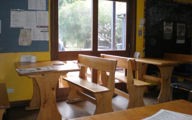 Dunsborough Beachouse YHA Backpackers
