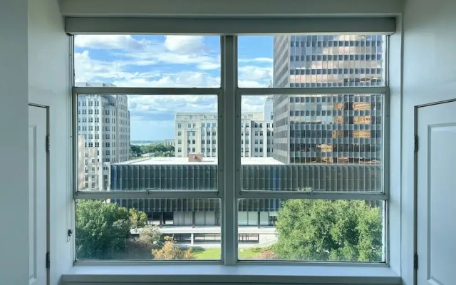 StayAE - High Rise