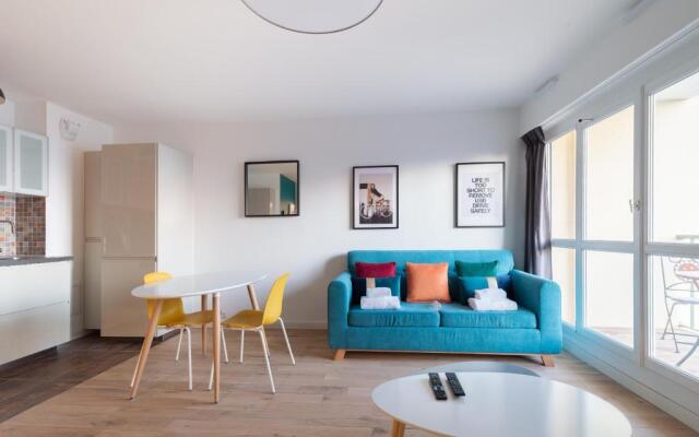 Paris - Porte d'Ivry - Modern and Cosy 2 bedroom apartment