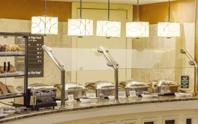 Radisson Hotel Austin North