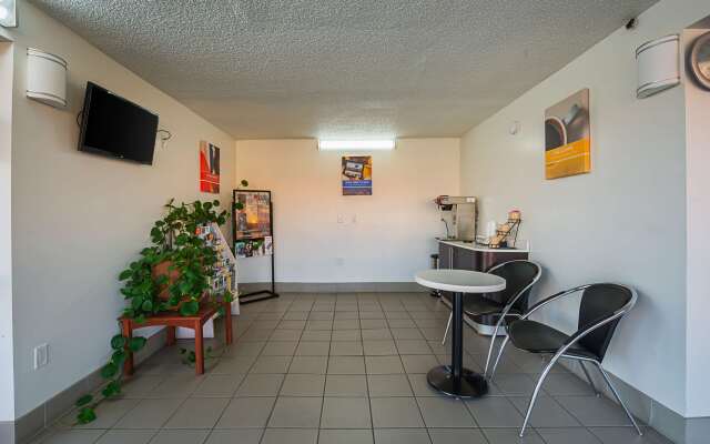 Motel 6 Perry, GA