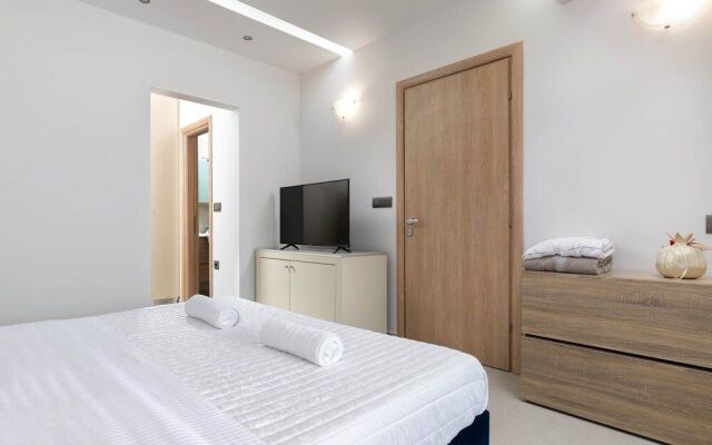 Panthea Luxury Villa