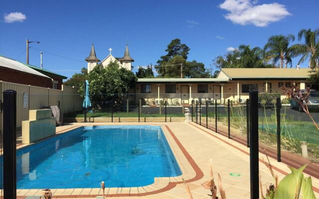 Oasis Motel Peak Hill