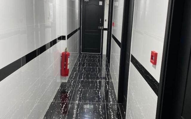 New Day Night Hostel