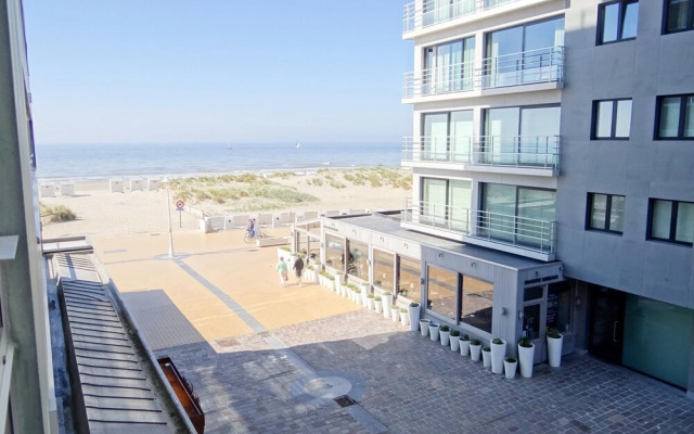 Apartment in Nieuwpoort Near the Beach