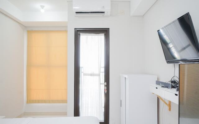 Nice And Modern Studio At Transpark Bintaro Apartment