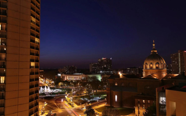 The Windsor Suites