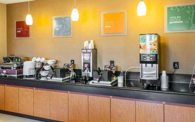 Spark by Hilton Indianapolis Northeast Fishers