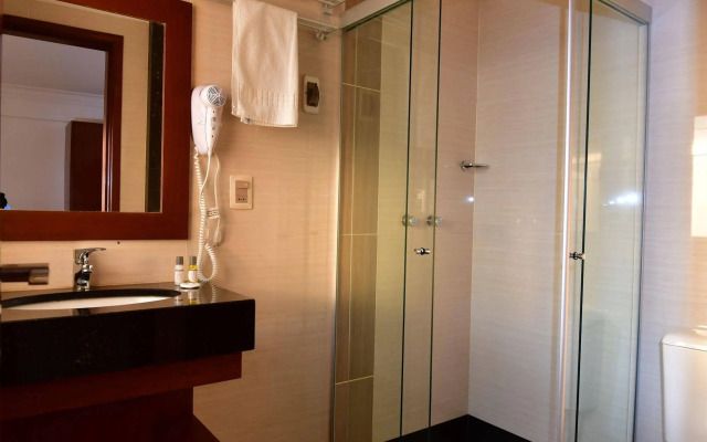 Prince Hotel