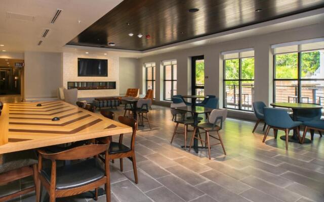 Four Points by Sheraton Deadwood