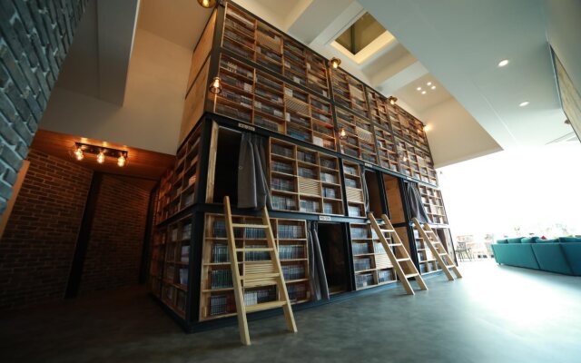Book Home Gyeongju