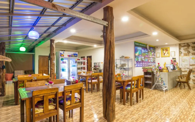 Pinthong Aonang Villa