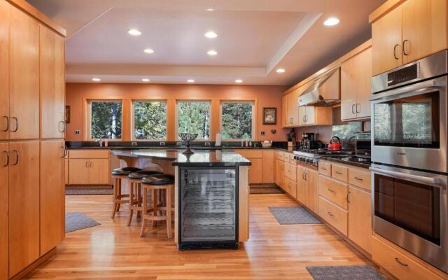 Tournament-Golf View-5BR/4BA