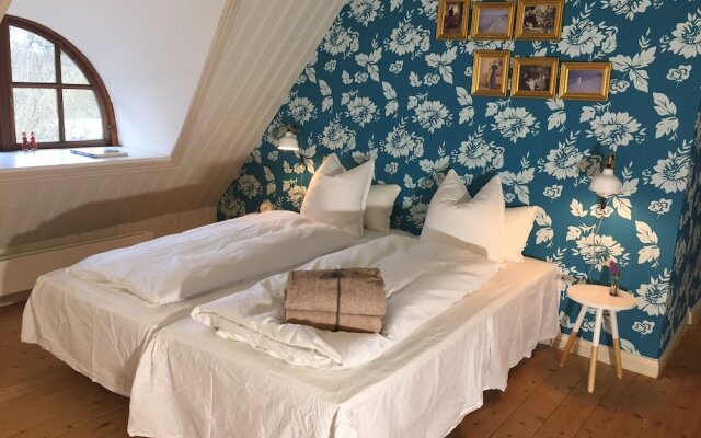 Alsbrogaard Deluxe Bed & Breakfast