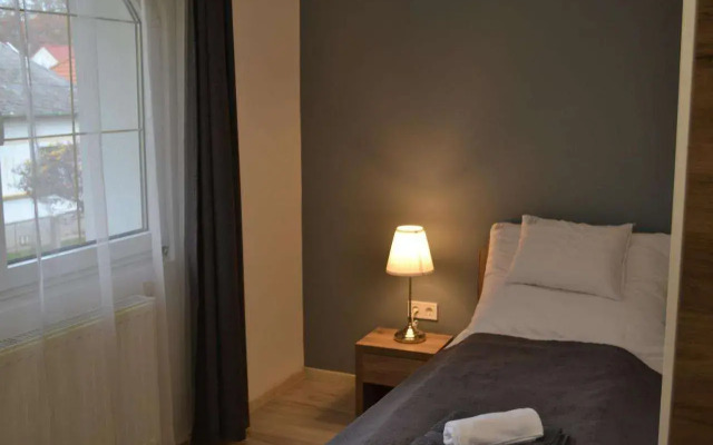 FŐNIX Design Rooms