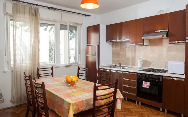 Apartment Lidija