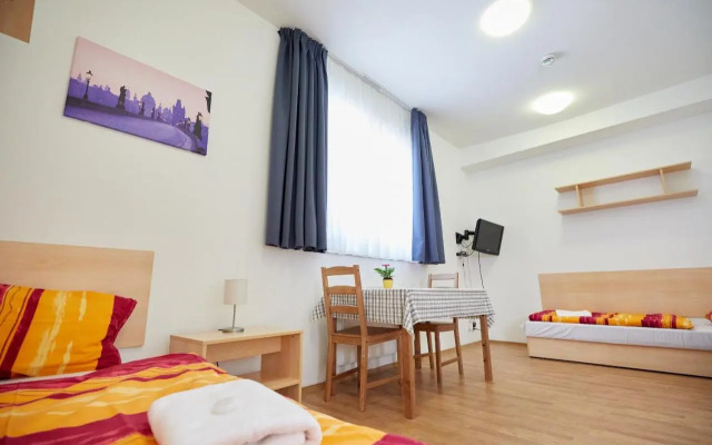 University Hotel