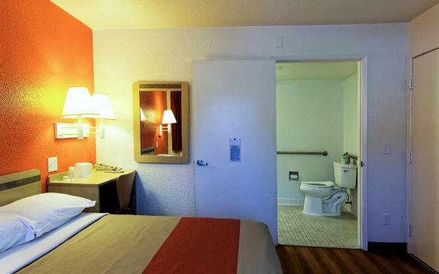 Motel 6 Chico, CA
