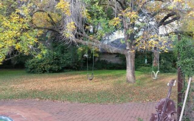 LekkeRus Guest House