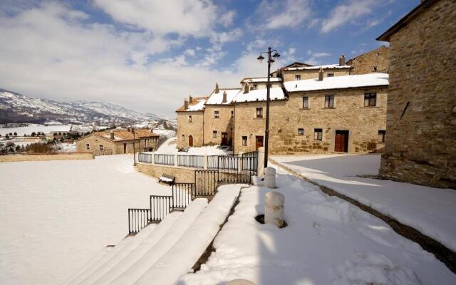 Borgotufi Albergo Diffuso