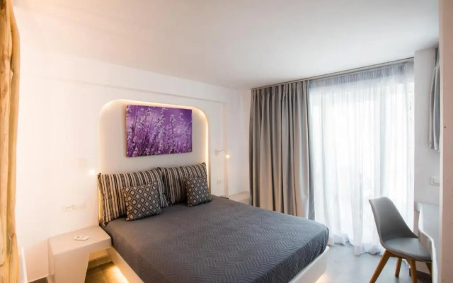 Mina Studio