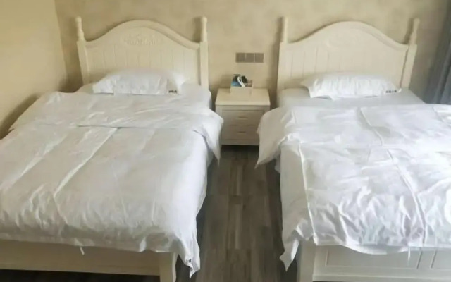 Xinchang Yunqi Small Building House