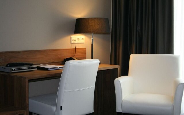 Linge Hotel Elst