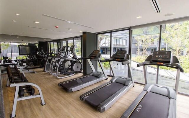 The Deck Condominium by Alexanders