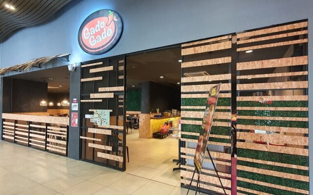 OYO 90309 Kozi Square