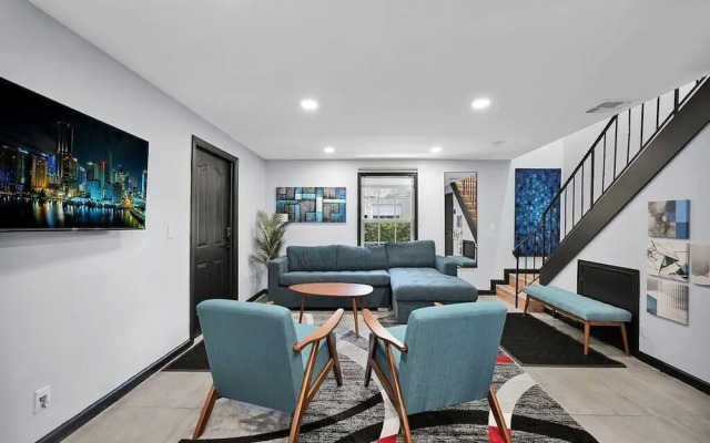 Private 2-bedroom Wilton Villas