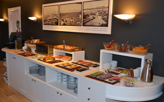 Maroa Hotel