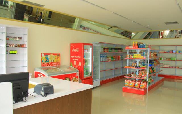 OYO 666 D' Grande Hotel Batam