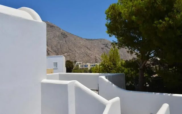 Aegean Studios Perissa