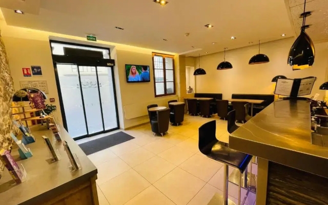 Hotel Central