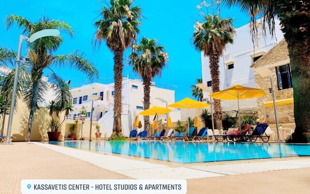 Kassavetis Center - Hotel Studios & Apartments